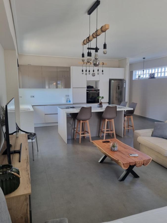 New Minimal Apartment,10' From Athens Airport Spáta Exterior foto